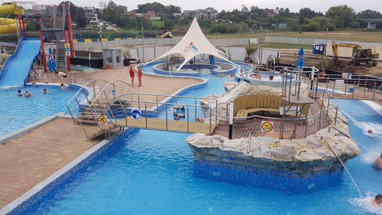 Apartamenty Uniejow "Prywatne Kapiele Termalne" מראה חיצוני תמונה